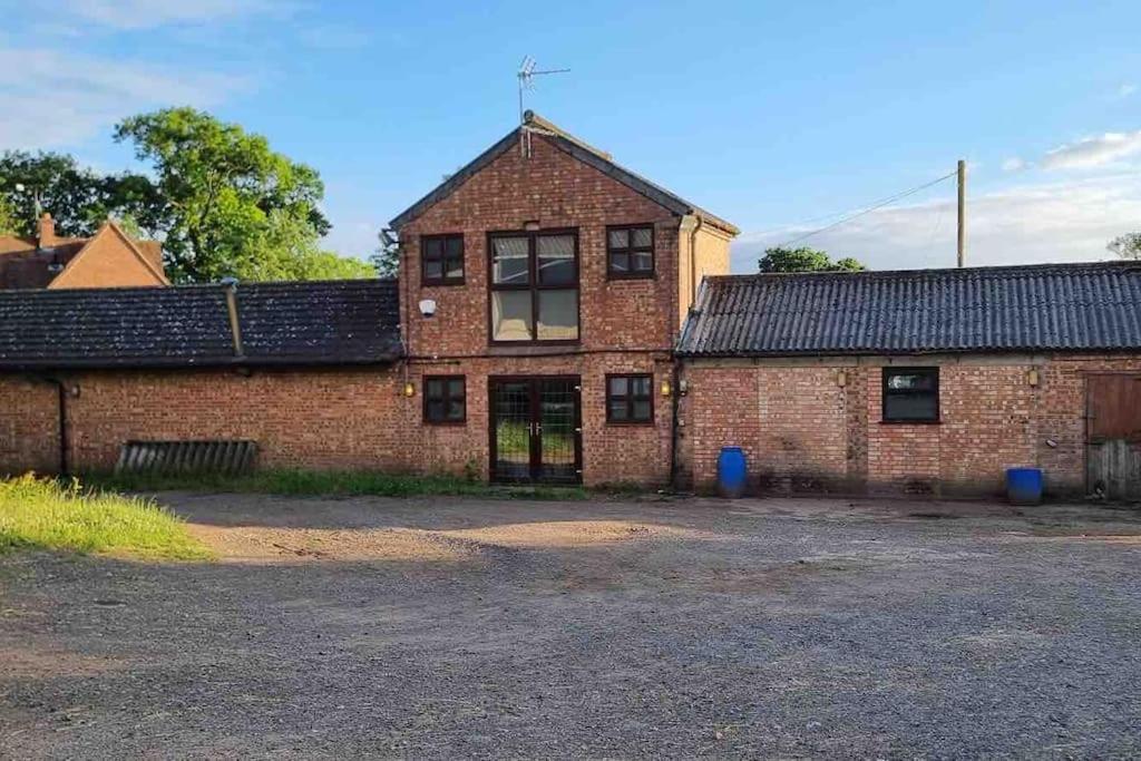 Hillfields Farm Barn - A Rural Equestrian Escape Lägenhet Coventry Exteriör bild